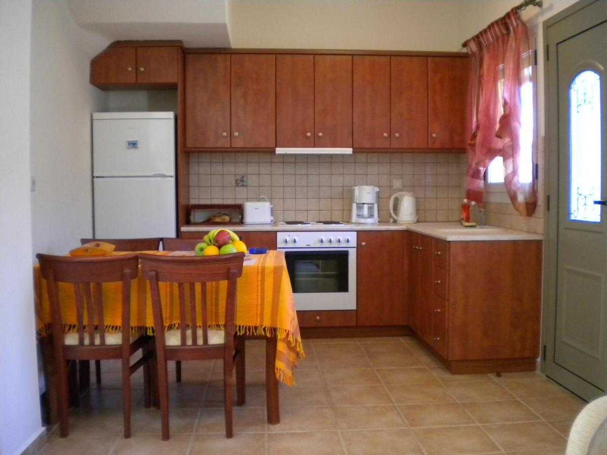 Garden Villas Agia Efimia Exterior photo